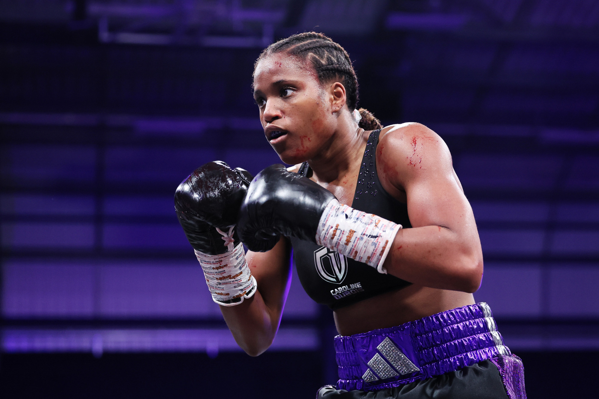 Caroline Dubois az MVP-hez igazolt, december 19-én címvédés a Jake Paul–Anthony Joshua gála előprogramján
