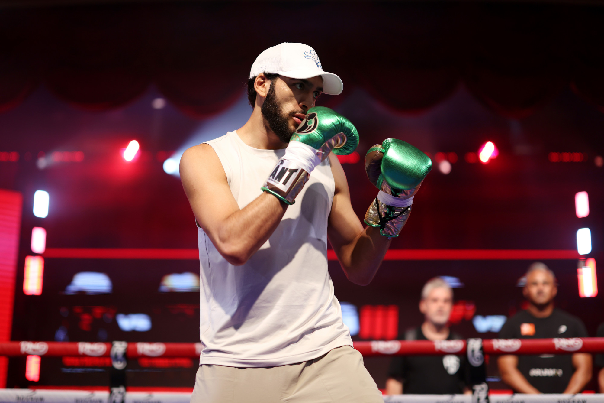 Hamzah Sheeraz februári visszatérést tervez, ellenfele egyelőre bizonytalan